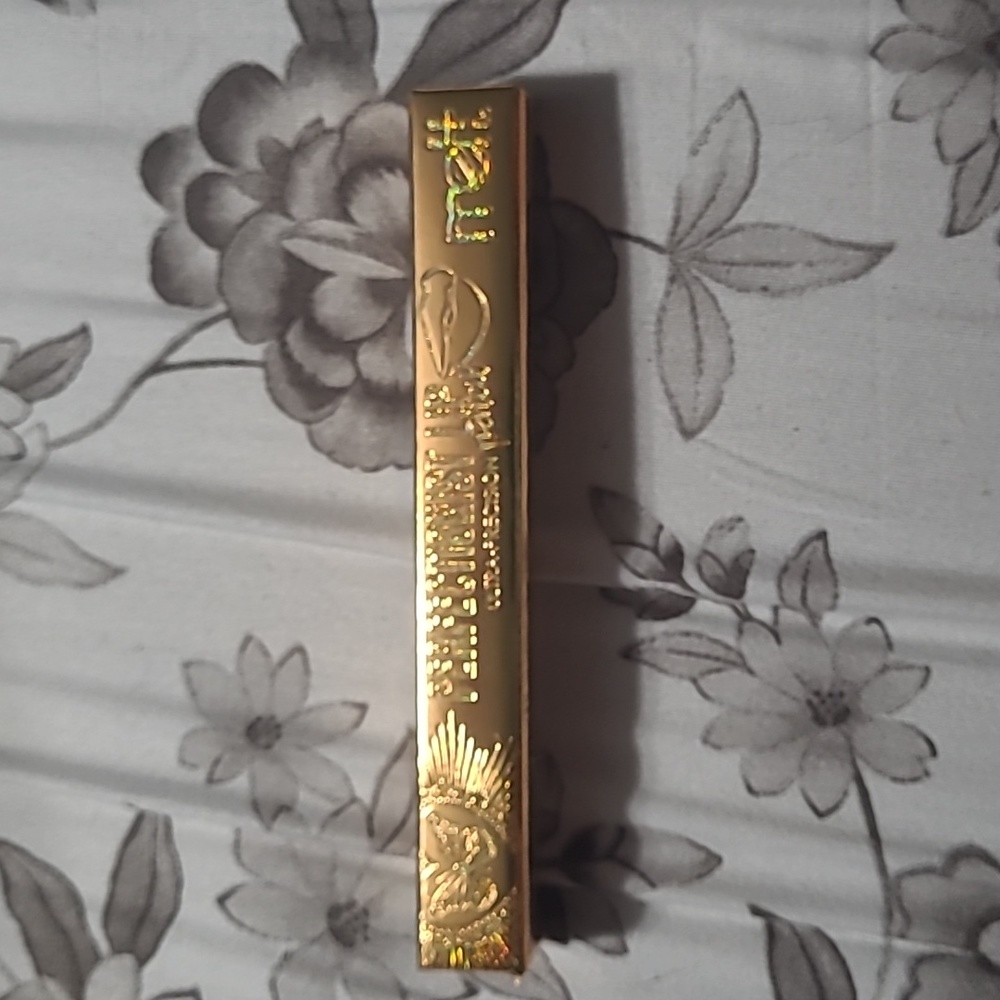 Melt Lip Liner